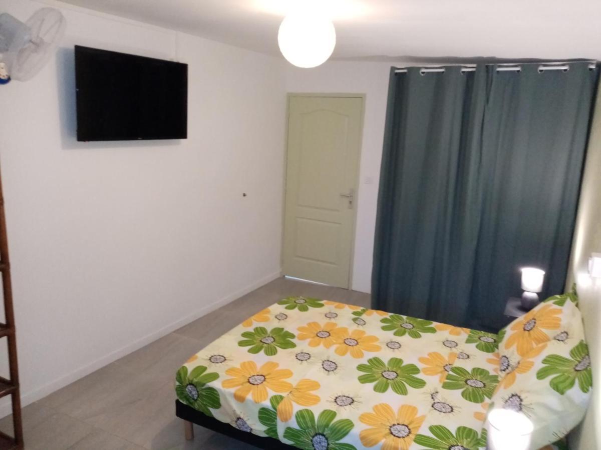 Chambre Des Bassins Saint-Denis Esterno foto